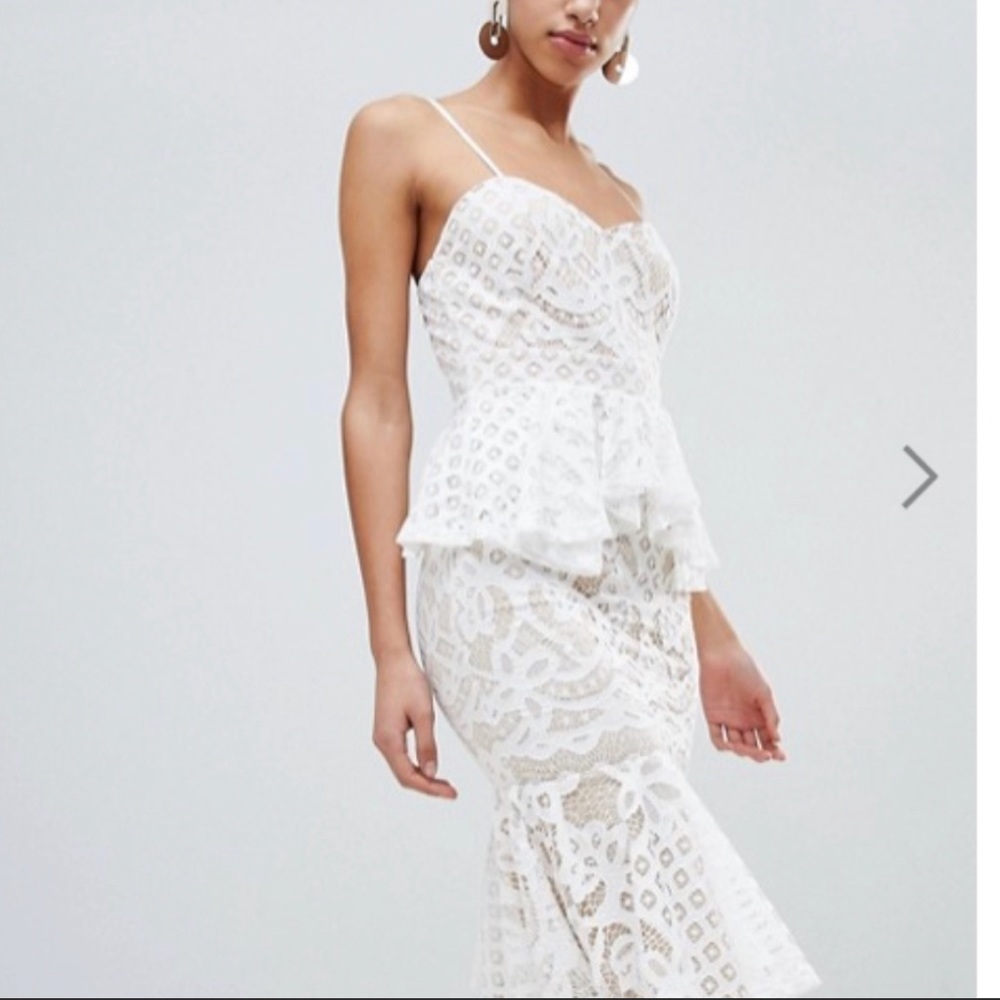 Lace midi dress